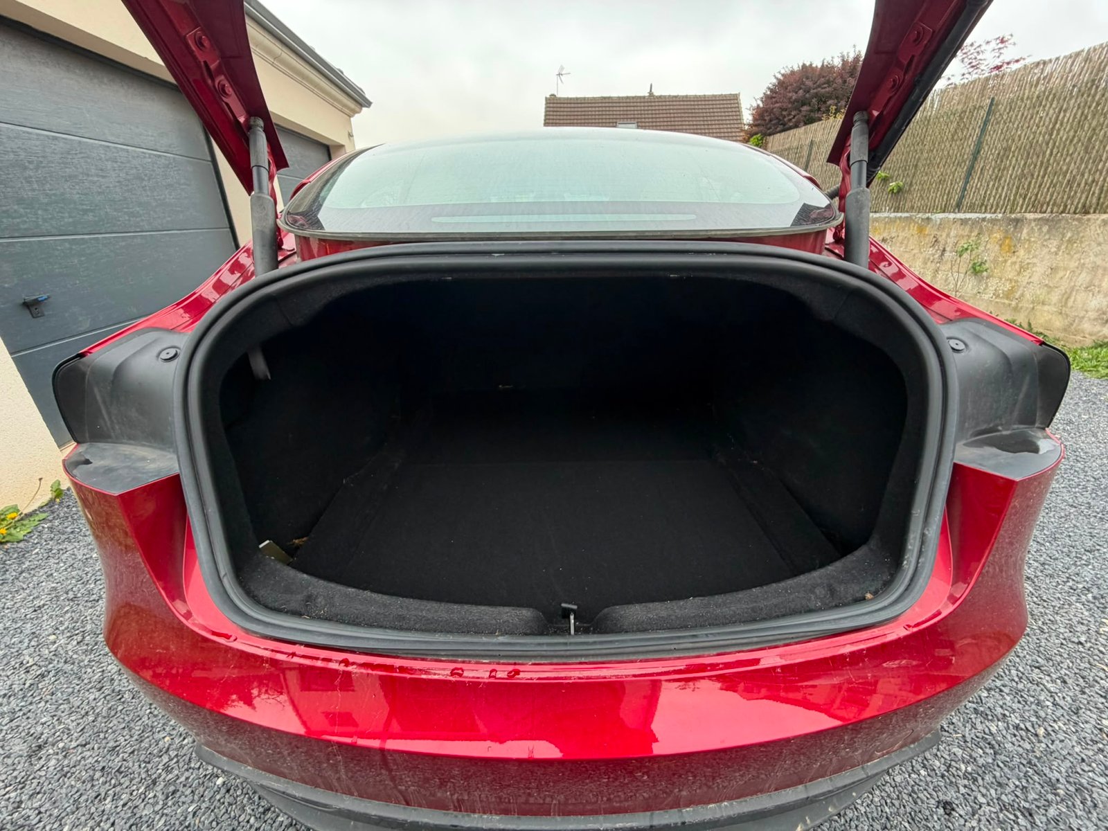 Tesla model 3 long range Dual motor