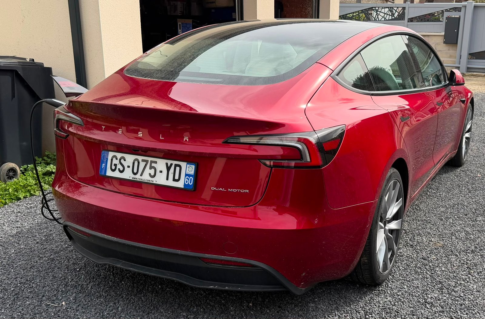 Tesla model 3 long range Dual motor