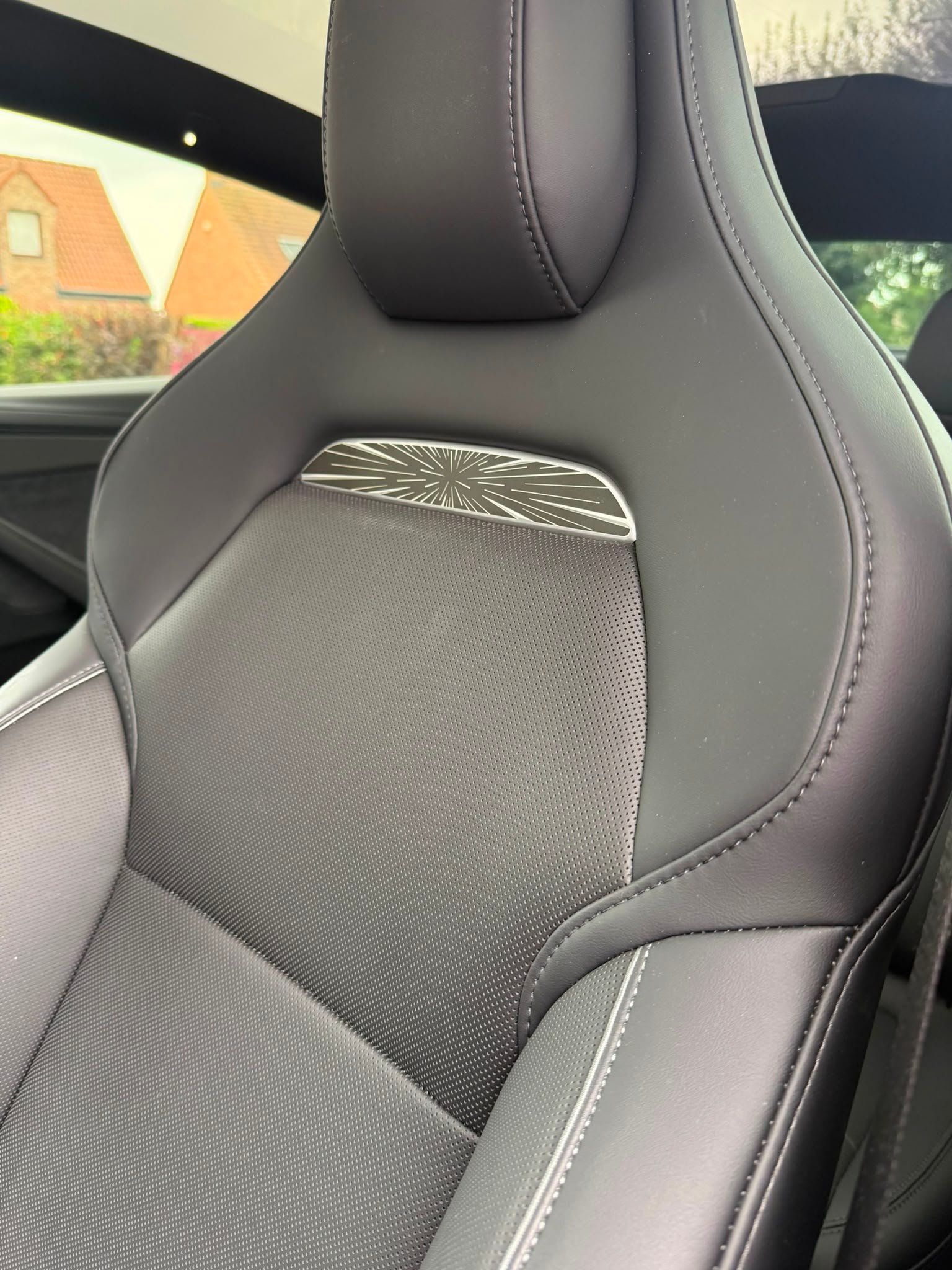 TESLA MODEL Y PERFORMANCE 2026