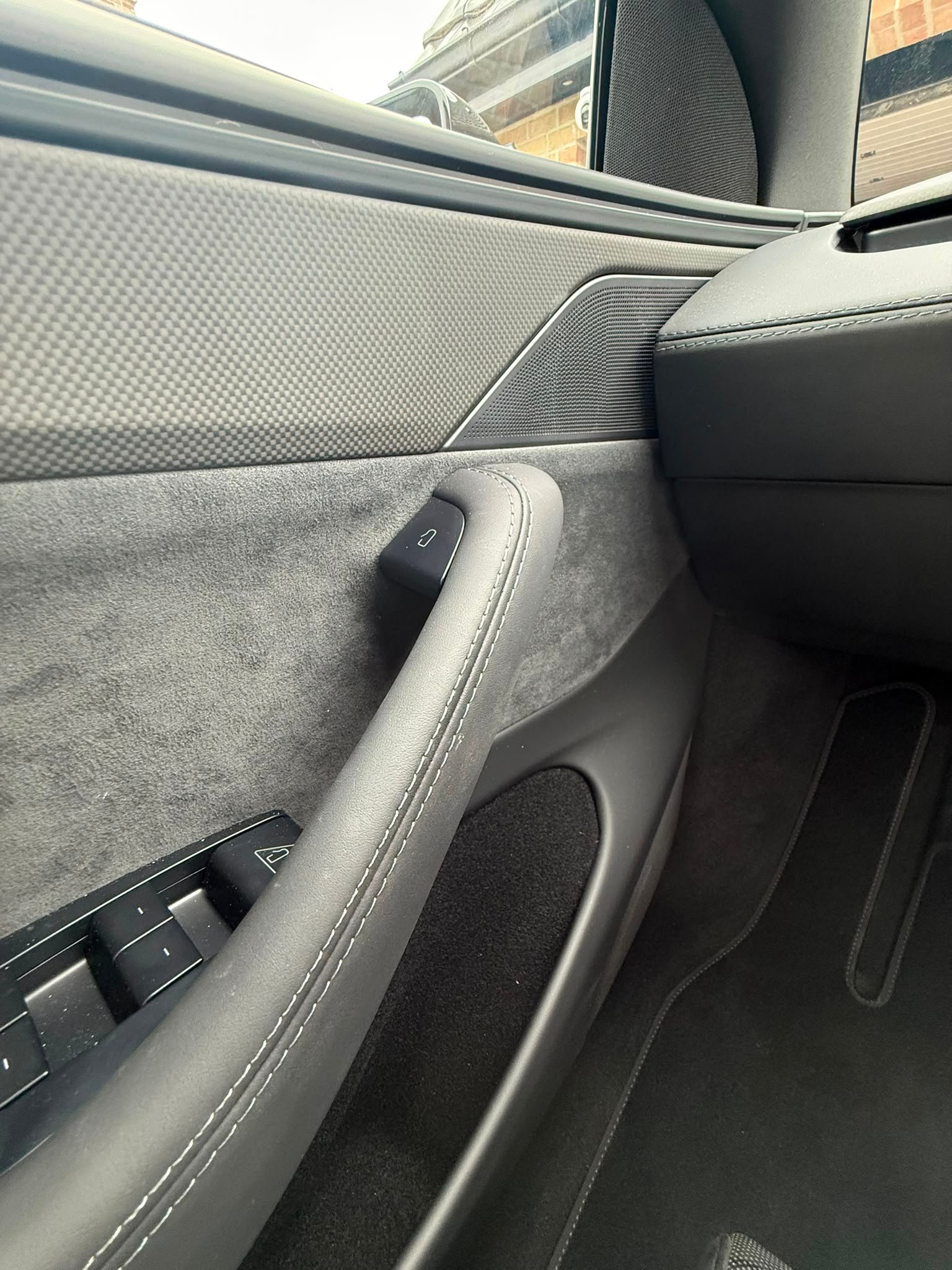 TESLA MODEL Y PERFORMANCE 2026